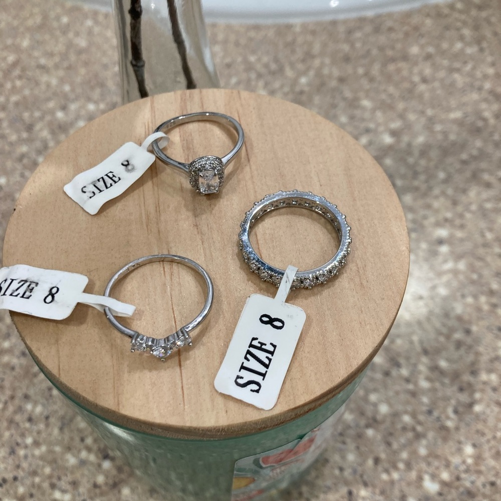 Charmed Aroma rings size 8